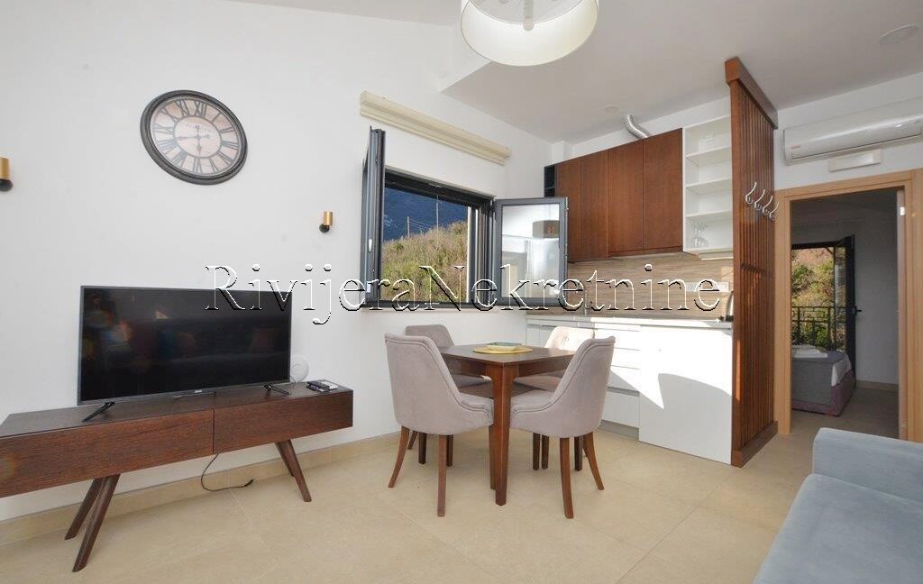 prodaja_sale_Rivijera_Nekretnine_oglasi_ads_Morinj_Kotor_apartment_stan_ (7)