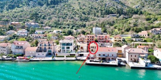 For sale family house on the first line to the sea Kotor