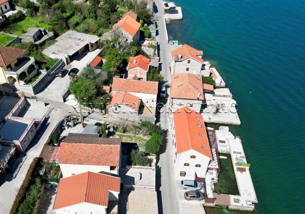 prodaja_sale_kuca_House_Kotor_Muo_Rivijera_Nekretnine_oglasi_Ads_ (2)