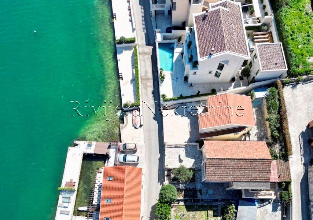 prodaja_sale_kuca_House_Kotor_Muo_Rivijera_Nekretnine_oglasi_Ads_ (4)