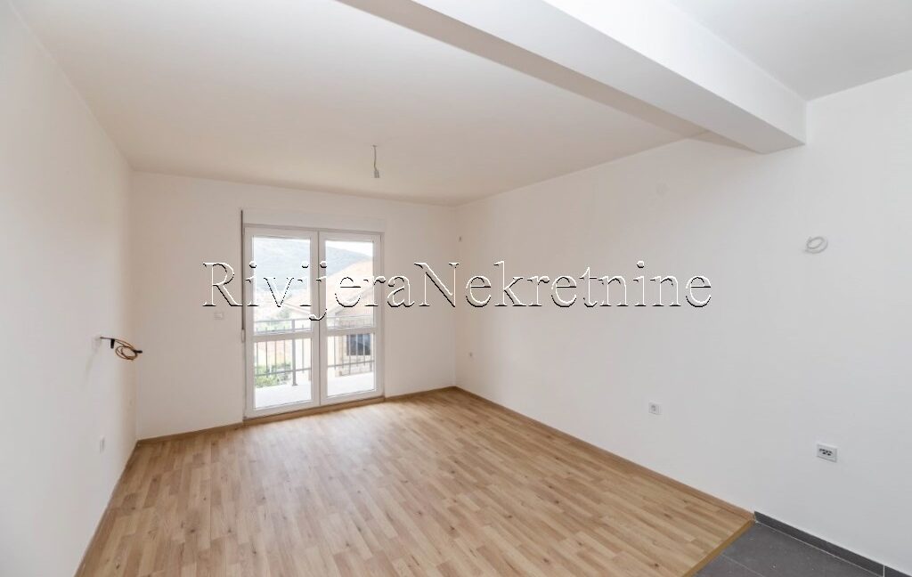 Prodaja_Sale_Djenovici_Herceg_Novi_Rivijera_Nekretnine_oglasi_Ads_ (1)
