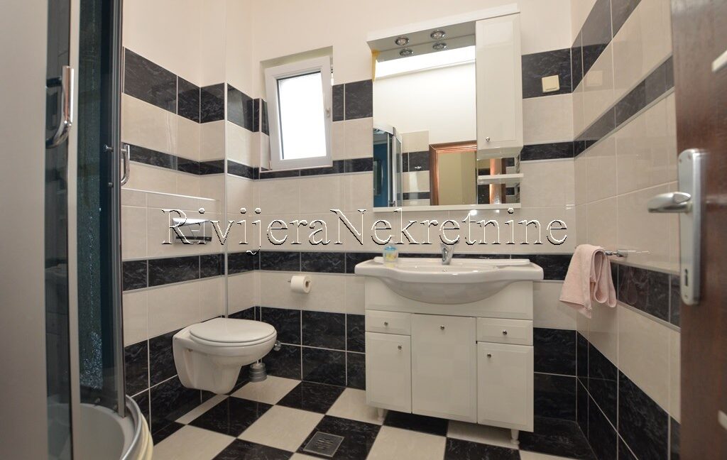 Prodaja_Sale_Rivijera_Nekretnine_oglasi_Ads_Bijela_Herceg_Novi_ (10)
