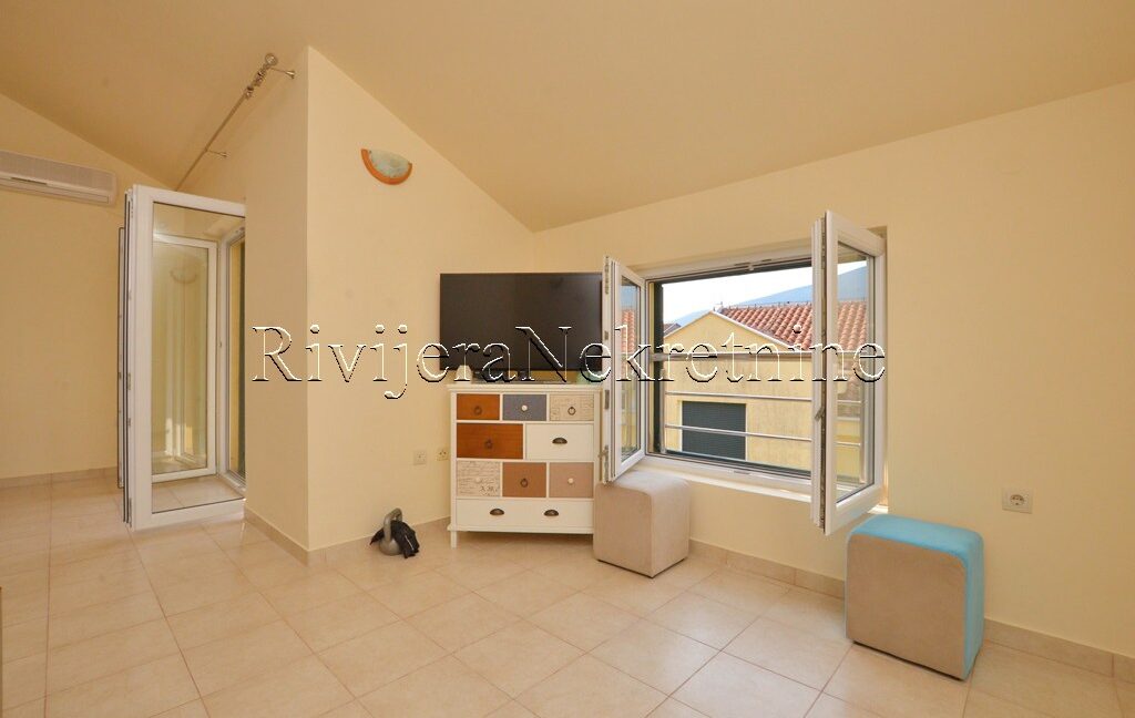 prodaja_Sale_Rivijera_Nekretnine_oglasi_Ads_Djenovici_Herceg_Novi_stan_apartment_ (2)