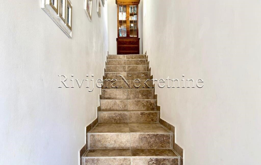 prodaja_Sale_Rivijera_Nekretnine_oglasi_Ads_Kotor_Muo_kuca_house_villa (11)