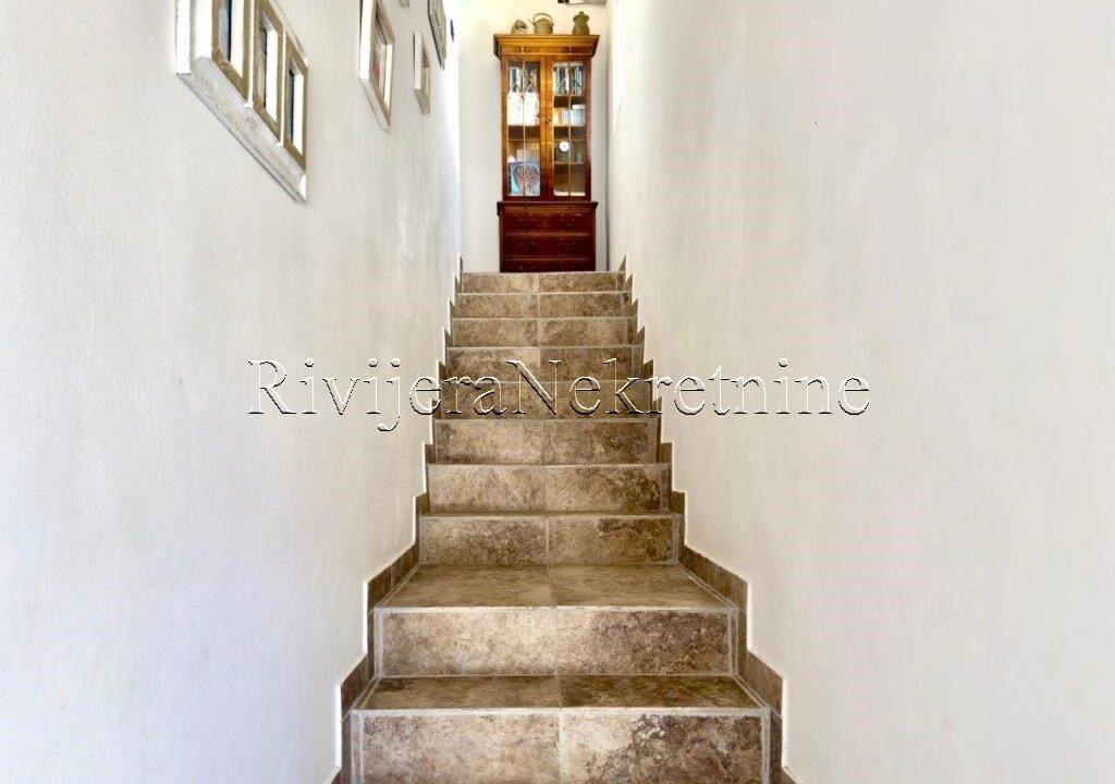 prodaja_Sale_Rivijera_Nekretnine_oglasi_Ads_Kotor_Muo_kuca_house_villa (11)