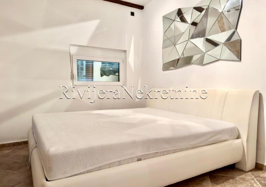prodaja_Sale_Rivijera_Nekretnine_oglasi_Ads_Kotor_Muo_kuca_house_villa (13)