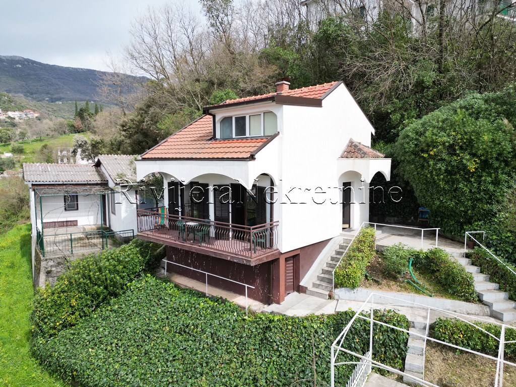 Weekend house with sea view Zelenika Herceg Novi