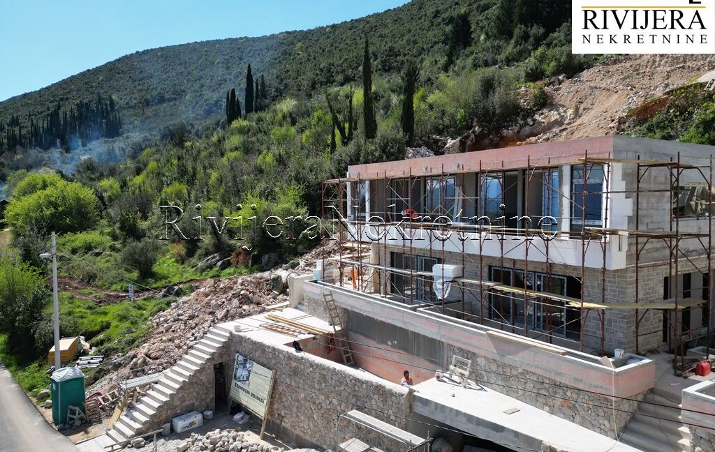 prodaja_Sale_Rivijera_Nekretnine_oglasi_Zvinje_Herceg_Novi_ads_villa_vila_ (2)