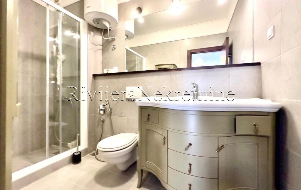prodaja_Sale_Rivijera_Nekretnine_oglasi_ads_Kotor_Kostanjica_stan_ (7)