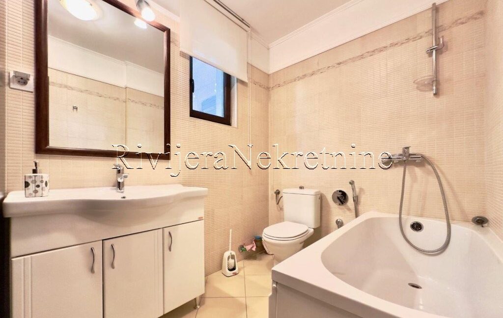 prodaja_Sale_Rivijera_Nekretnine_oglasi_ads_Kotor_Kostanjica_stan_ (9)