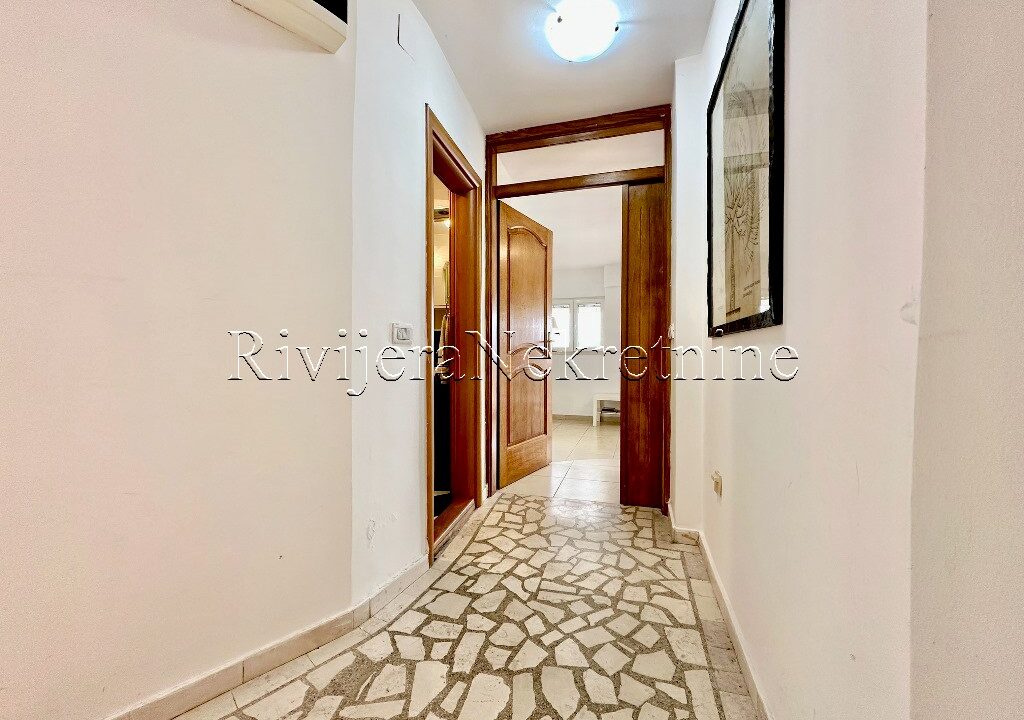 prodaja_sale_stan_Rivijera_Nekretnine_oglasi_Ads_Tivat_prodaza (7)