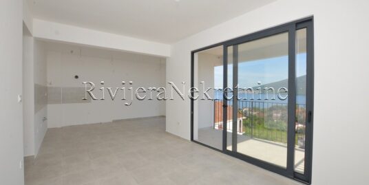 New two-bedroom apartment with parking Djenovic Herceg Novi