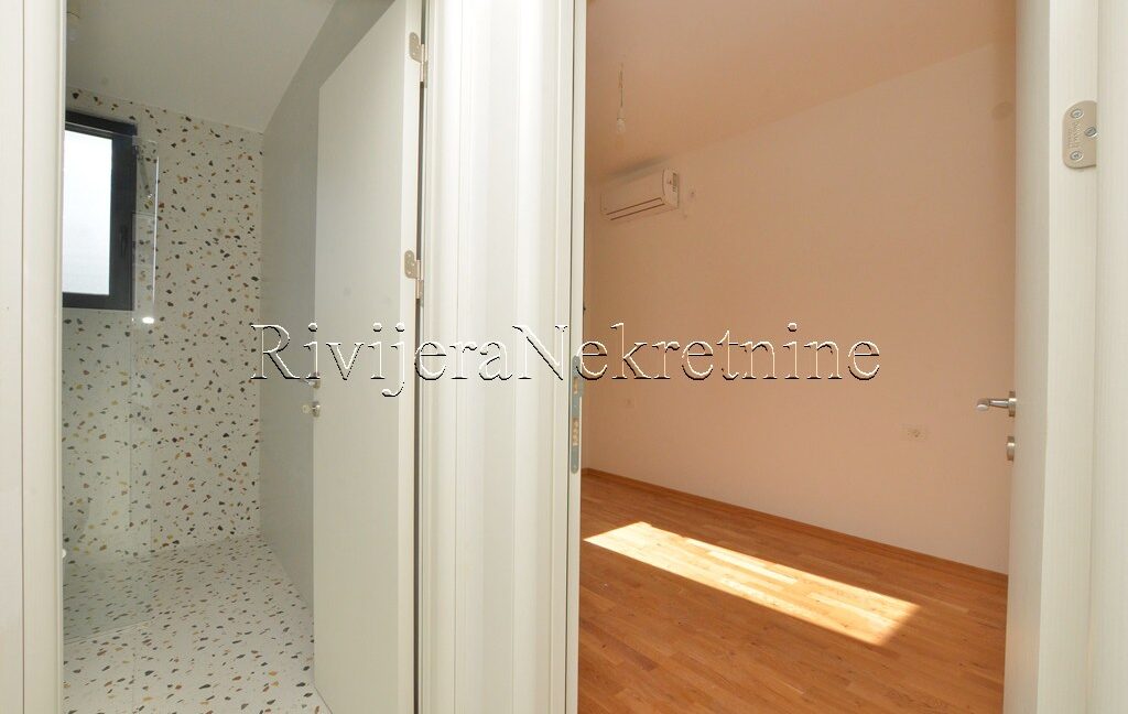 Prodaja_sale_Rivijera_Nekretnine_oglasi_Ads_Djenovici_Herceg_Novi_stan_apartman (7)