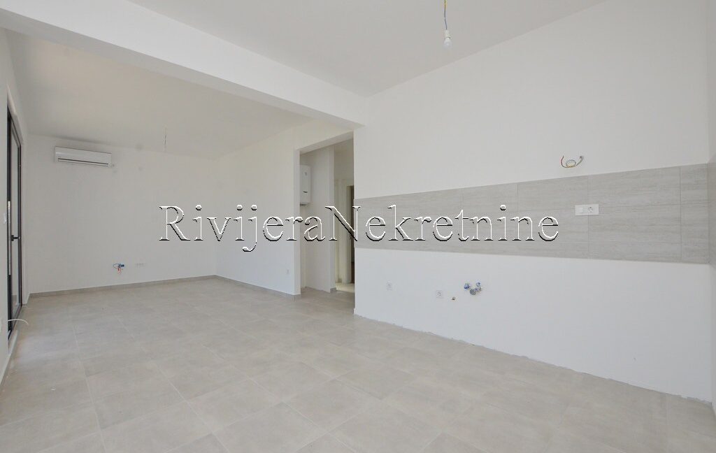 Prodaja_sale_Rivijera_Nekretnine_oglasi_Ads_Djenovici_Herceg_Novi_stan_apartman (9)