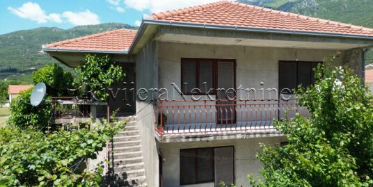 Two-story family house Herceg Novi Zelenika