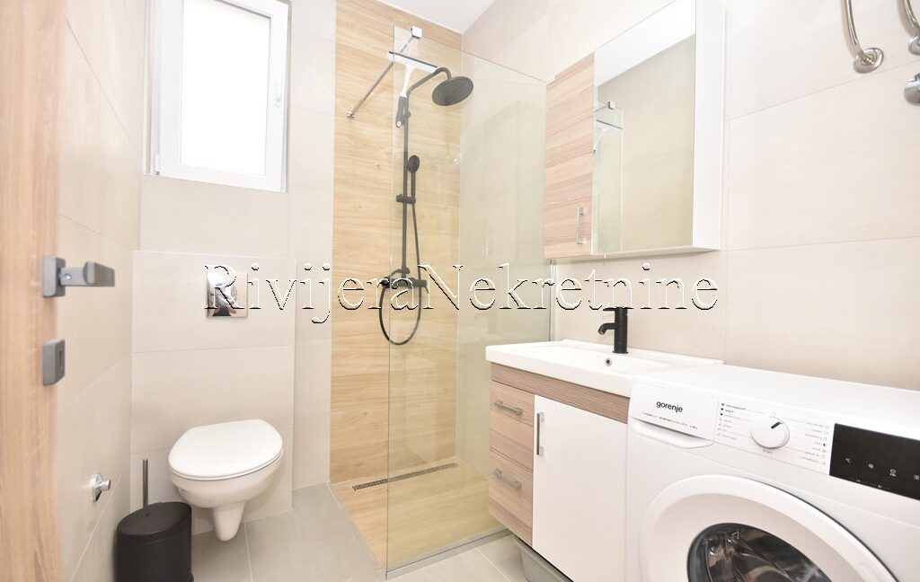 Rivijera_nekretnine_oglasi-ads_Kumbor_Herceg_novi_Portonovi_stan_(3)