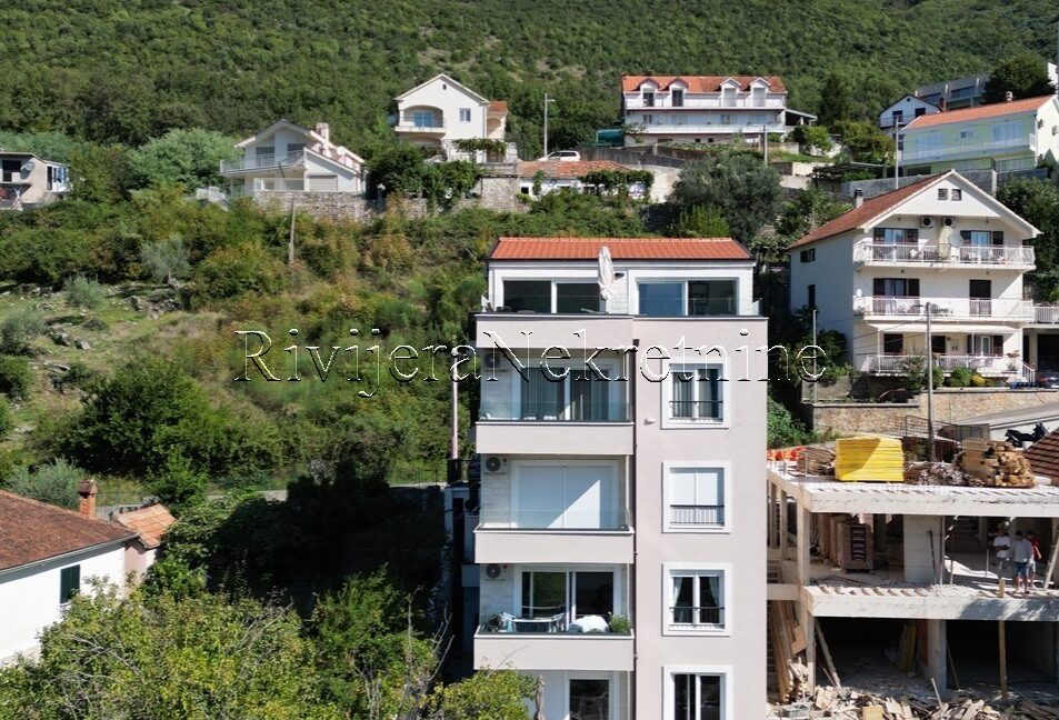 Rivijera_nekretnine_oglasi-ads_Kumbor_Herceg_novi_Portonovi_stan_(5)
