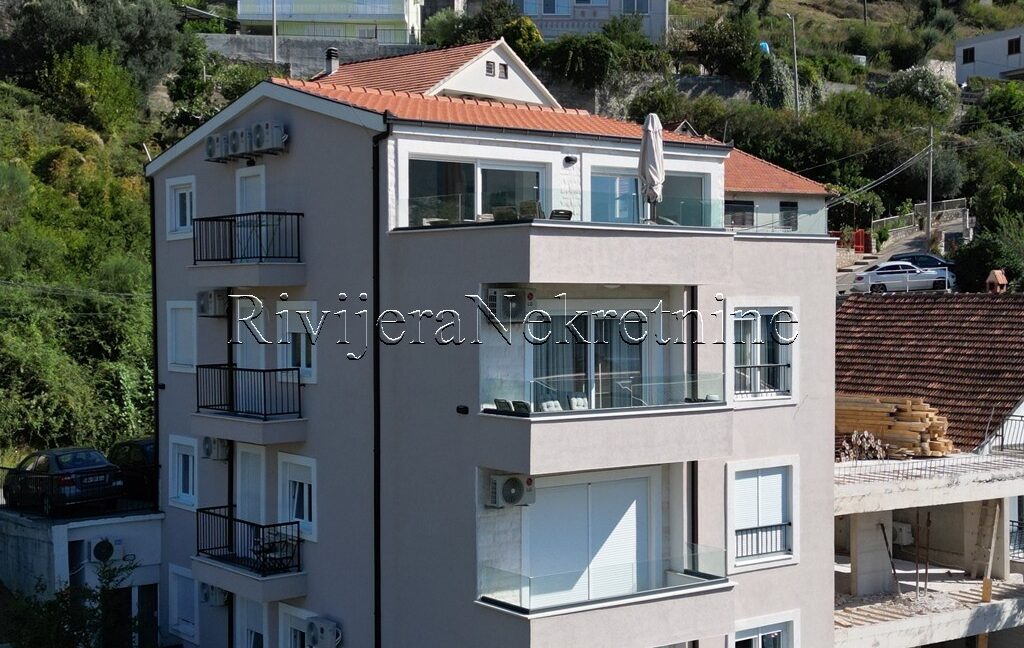 Rivijera_nekretnine_oglasi-ads_Kumbor_Herceg_novi_Portonovi_stan_(8)