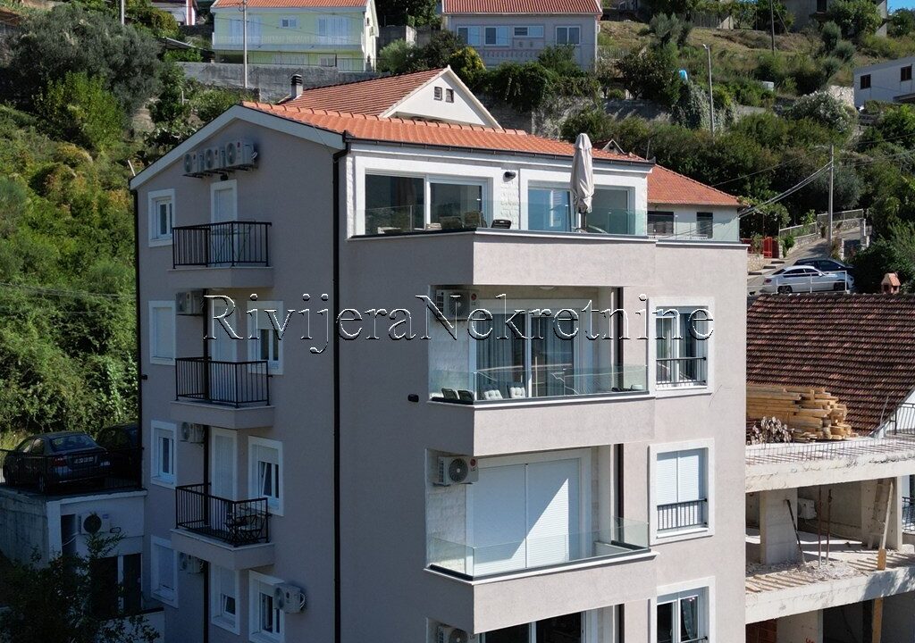 Rivijera_nekretnine_oglasi-ads_Kumbor_Herceg_novi_Portonovi_stan_(8)