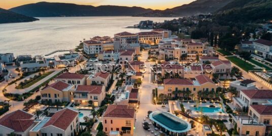For sale one-bedroom apartment right on the seafront in