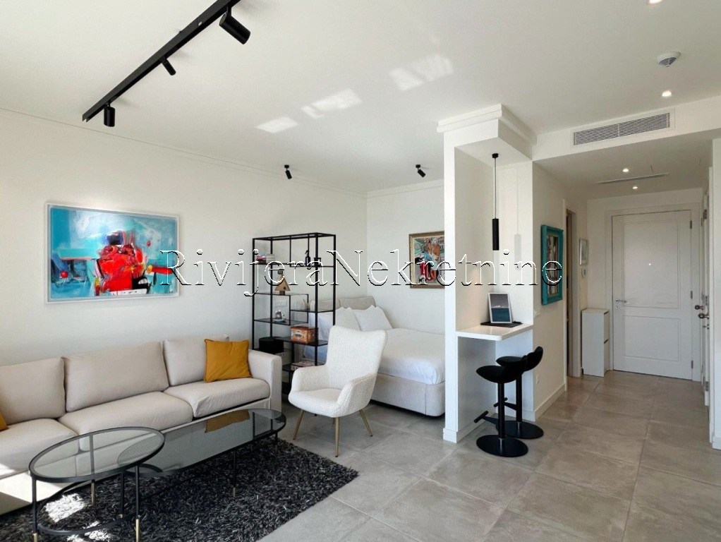 prodaja_Sale_Rivijera_Nekretnine_oglasi_Ads_Lustica_lustica_bay_Tivat_stan_ (8)
