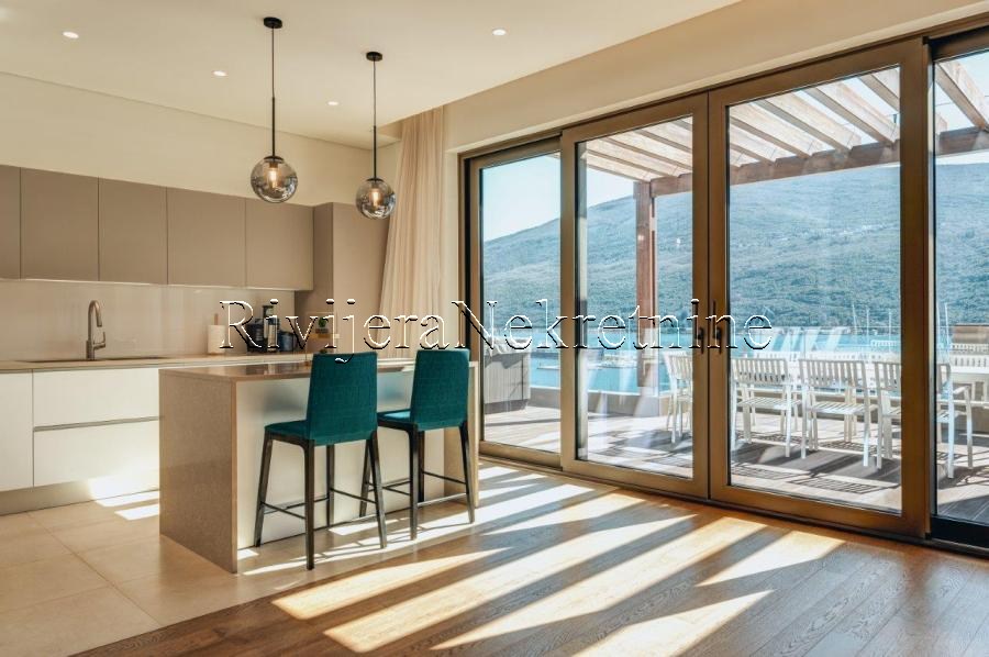 prodaja_Sale_Rivijera_Nekretnine_oglasi_Ads_Portonovi_Kumbor_Herceg_Novi (1)