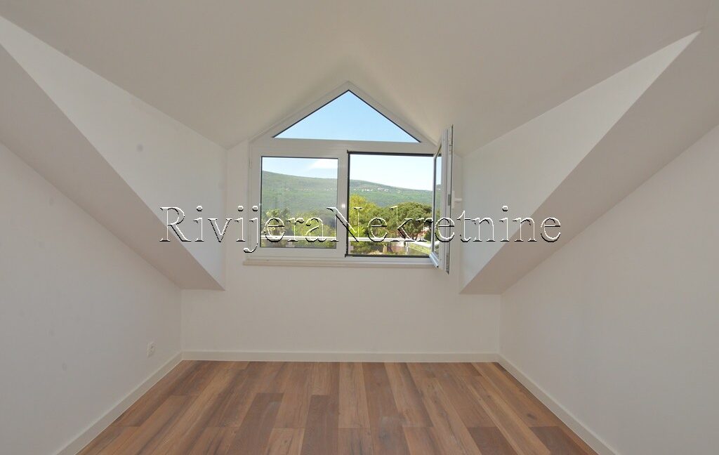 prodaja_Sale_prodaza_stan_Djenovici_Herceg_Novi_ads_oglasi (13)
