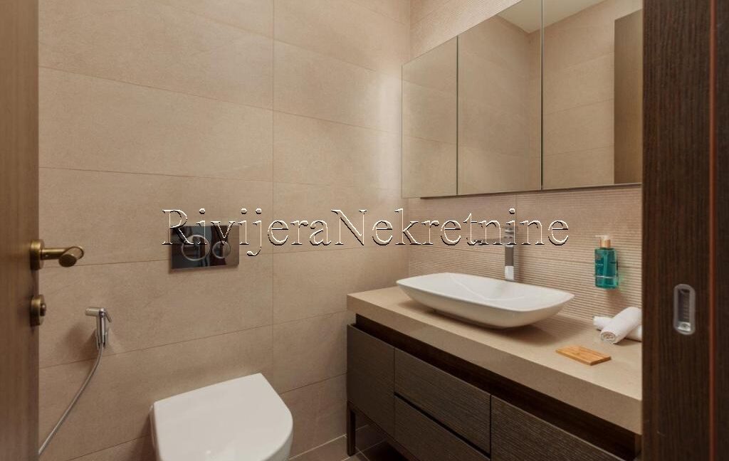 prodaja_Sale_rivijera_Nekretnine_oglasi_Ads_Portonovi_Kumbor_Herceg_novi (6)