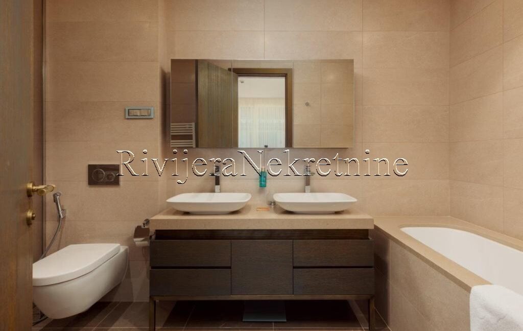prodaja_Sale_rivijera_Nekretnine_oglasi_Ads_Portonovi_Kumbor_Herceg_novi (8)