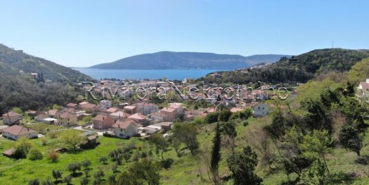 Urbanized land for the construction of several buildings Zelenika