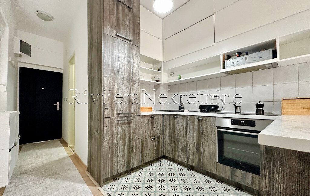 prodaja_prodaza_Sale_Rivijera_Nekretnine_oglasi_Ads_Zupa_TIVAT_Boka_Bay_ (6)