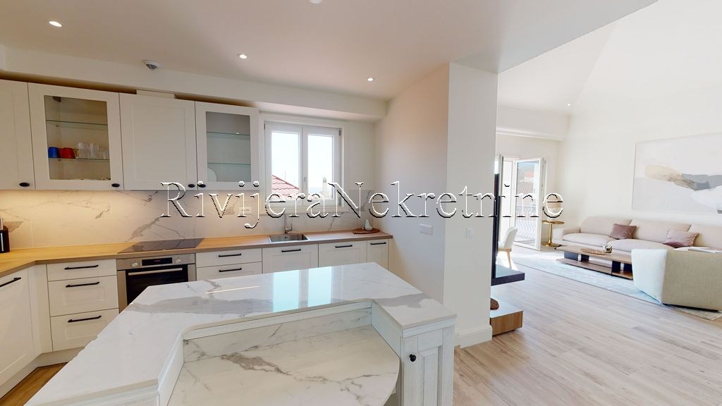 prodaja_prodaza_sale_Lustica_Bay_Tivat_Rivijera_Nekretnine_ads_oglasi_ (11)