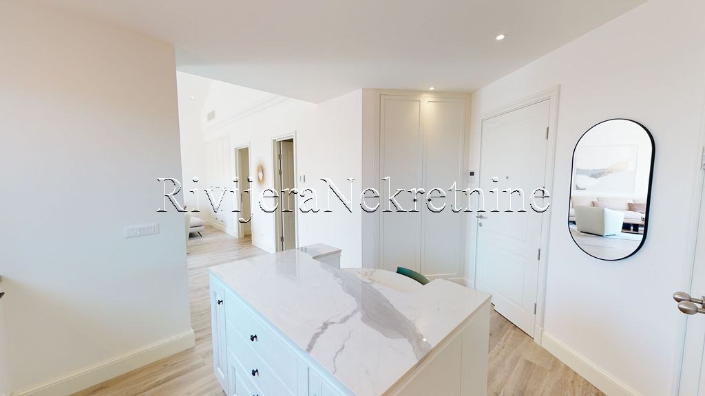 prodaja_prodaza_sale_Lustica_Bay_Tivat_Rivijera_Nekretnine_ads_oglasi_ (12)
