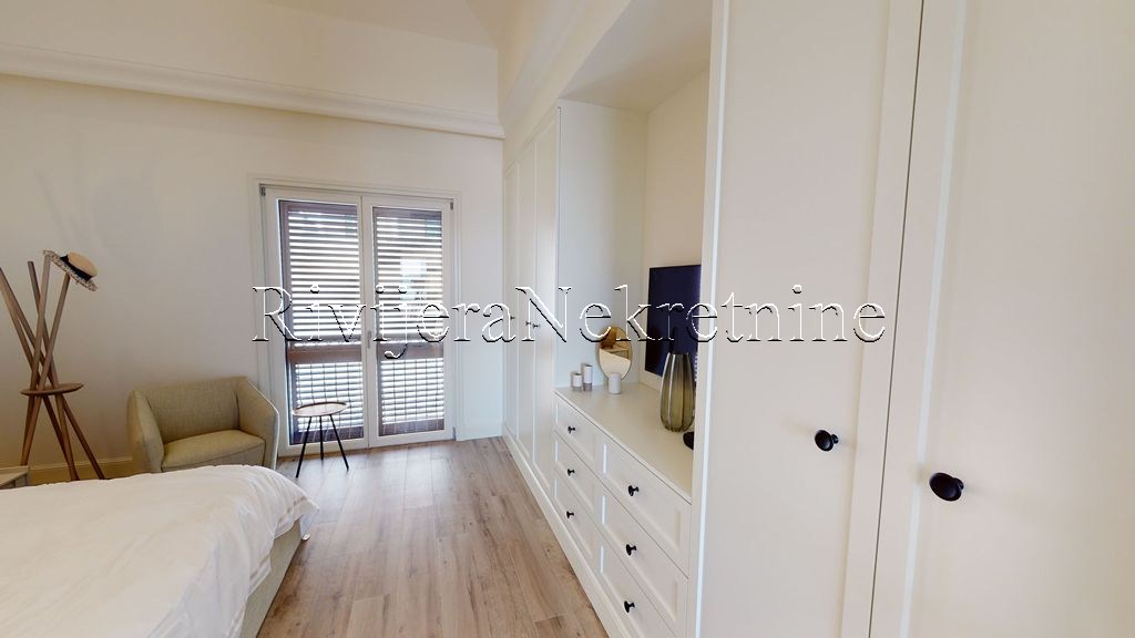 prodaja_prodaza_sale_Lustica_Bay_Tivat_Rivijera_Nekretnine_ads_oglasi_ (9)