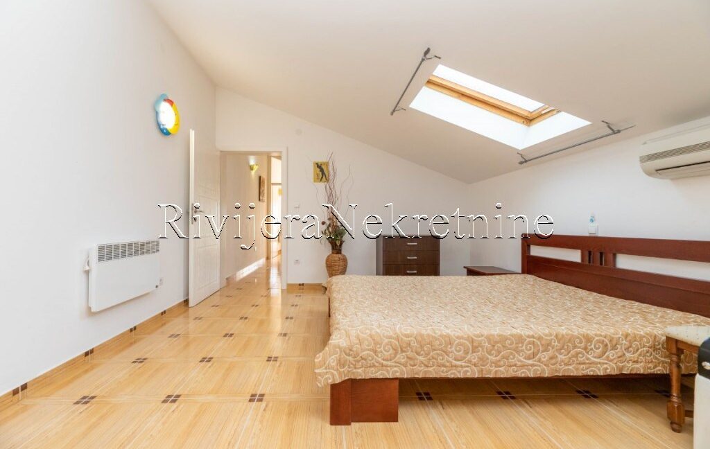 prodaja_prodaza_sale_oglasi_Ads_Djenovici_Rivijera_Nekretnine_stan_apartment_Portonovi (11)
