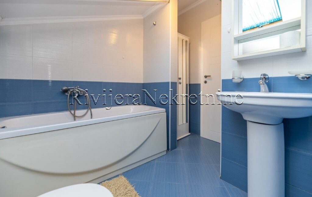 prodaja_prodaza_sale_oglasi_Ads_Djenovici_Rivijera_Nekretnine_stan_apartment_Portonovi (9)