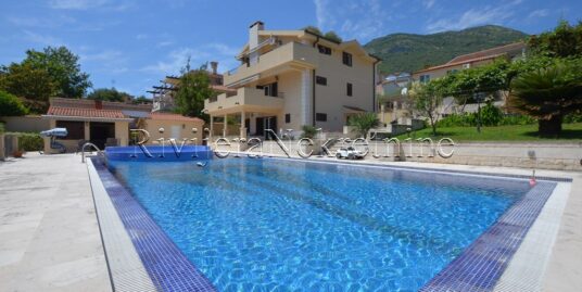 Villa on the coast Baosic Boka Kotorska