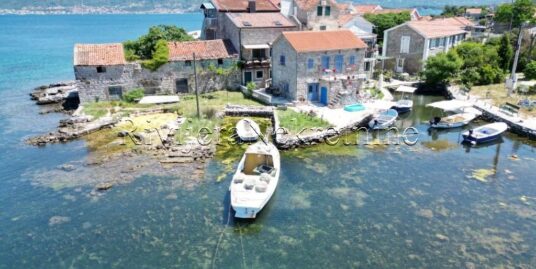 For sale authentic stone house in Bjelila Tivat