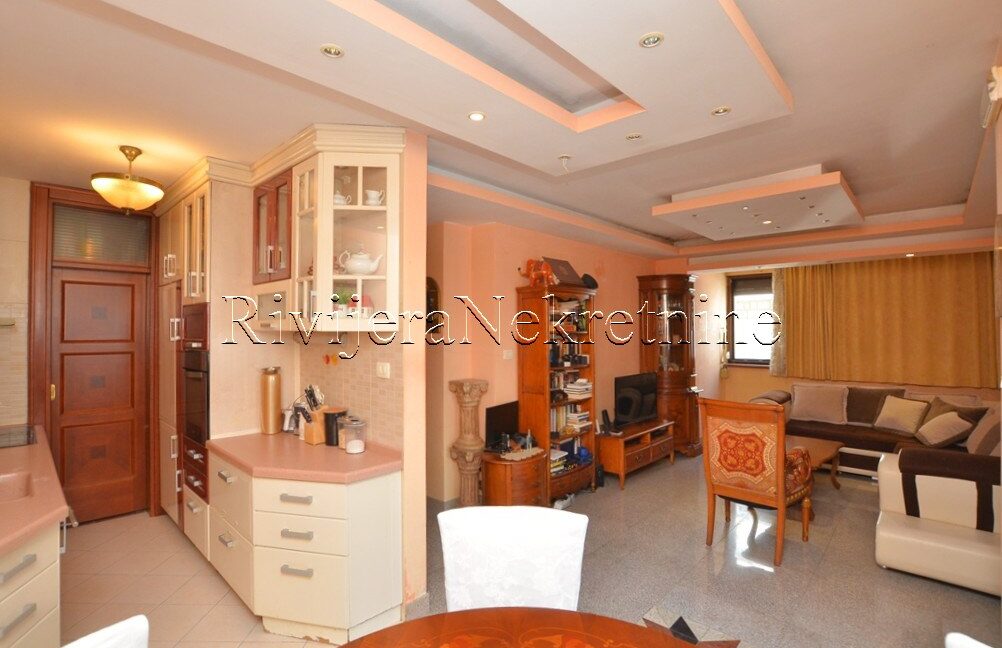 prodaja_Sale_Rivijera_Nekretnine_oglasi_Ads_Igalo_Herceg_novi_stan (3)