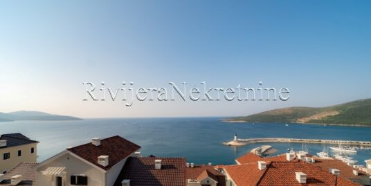 For sale one-bedroom apartment in Luštica Bay