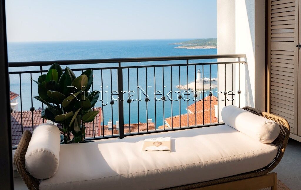 prodaja_Sale_Rivijera_Nekretnine_oglasi_Ads_Lustica_Lustica_bay_stan_Apartment (2)