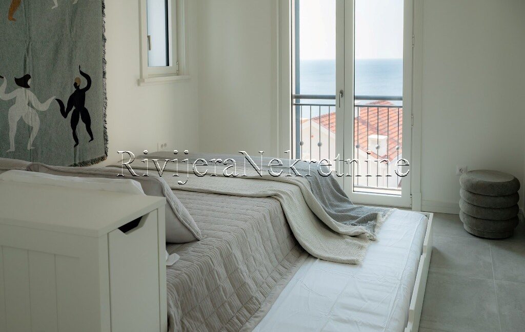 prodaja_Sale_Rivijera_Nekretnine_oglasi_Ads_Lustica_Lustica_bay_stan_Apartment (5)