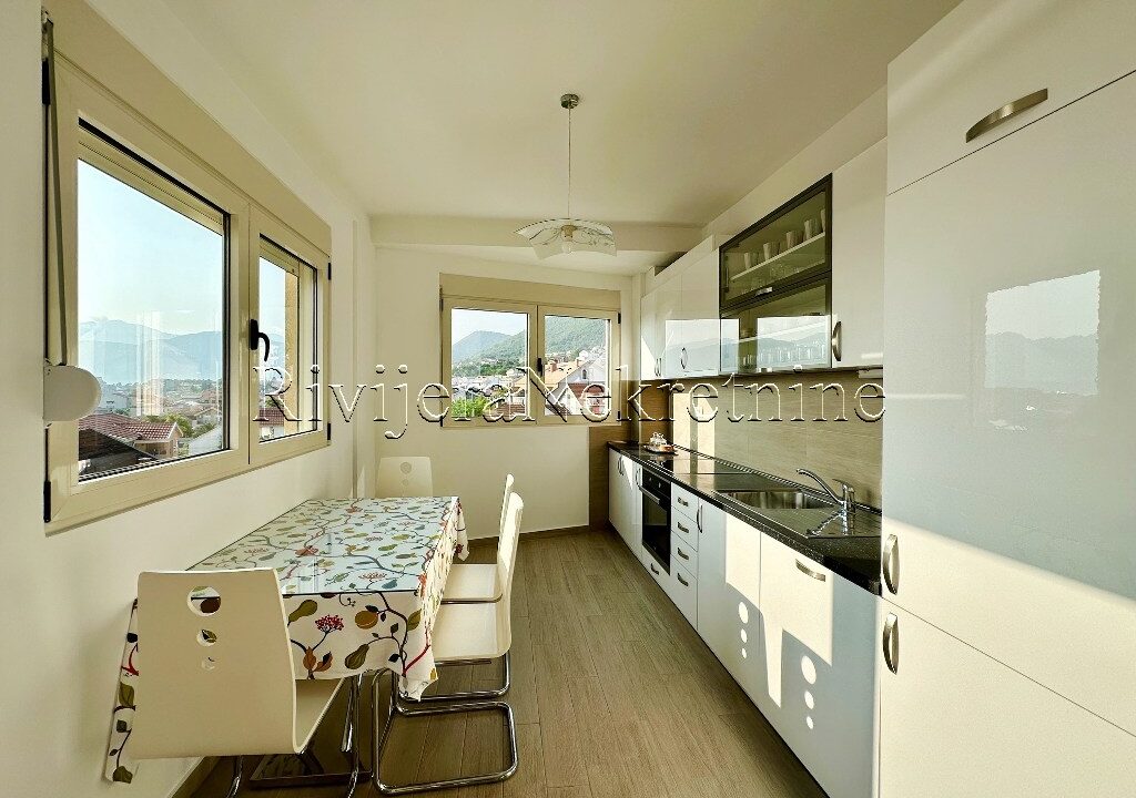 prodaja_Sale_Rivijera_Nekretnine_oglasi_Ads_Tivat_stan_apartment_Porto_Montenegro (10)