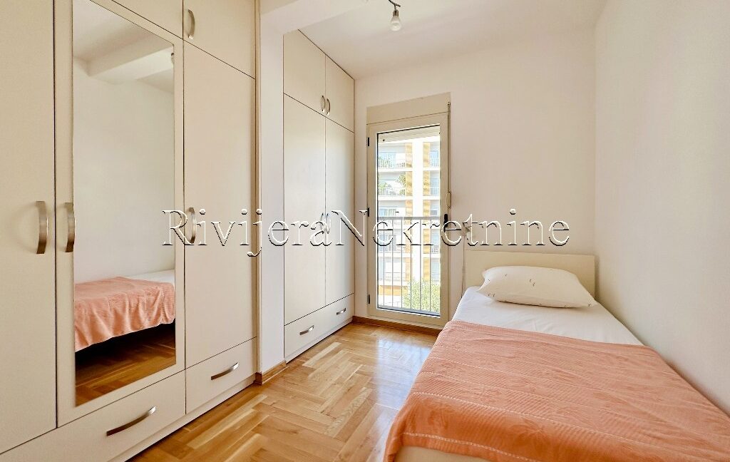prodaja_Sale_Rivijera_Nekretnine_oglasi_Ads_Tivat_stan_apartment_Porto_Montenegro (4)