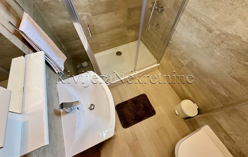 prodaja_Sale_Rivijera_Nekretnine_oglasi_Ads_Tivat_stan_apartment_Porto_Montenegro (5)