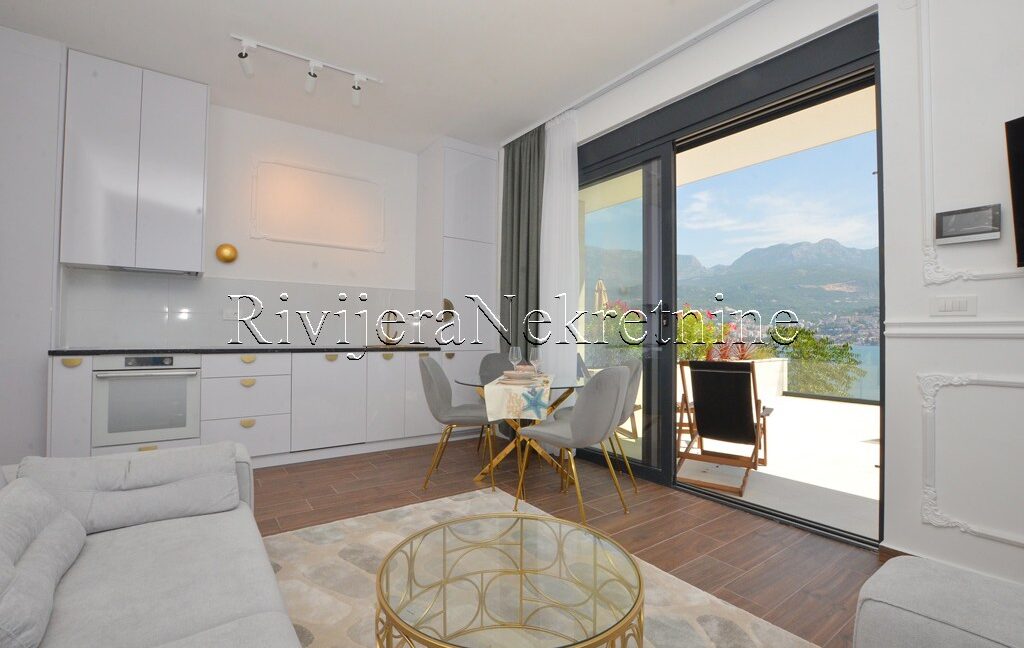 prodaja_Sale_prodaza_Njivice_Herceg_Novi_stam_Apartment_Rivijera_Nekretnine_ads (6)