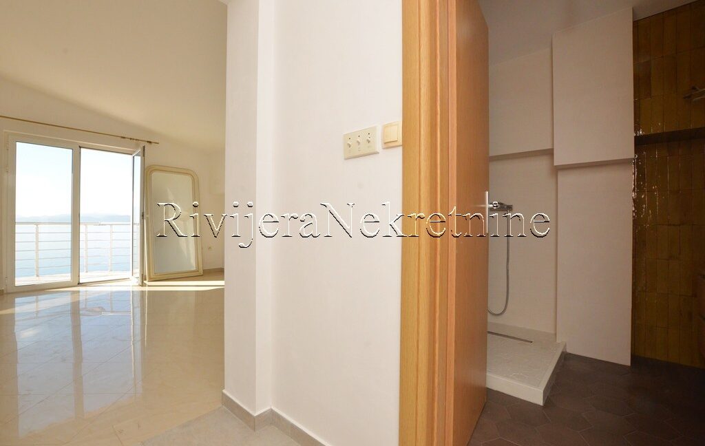 prodaja_sale_Rivijera_Nekretnine_oglasi_Ads_Bijela_Herceg_Novi_stan_apartment (5)