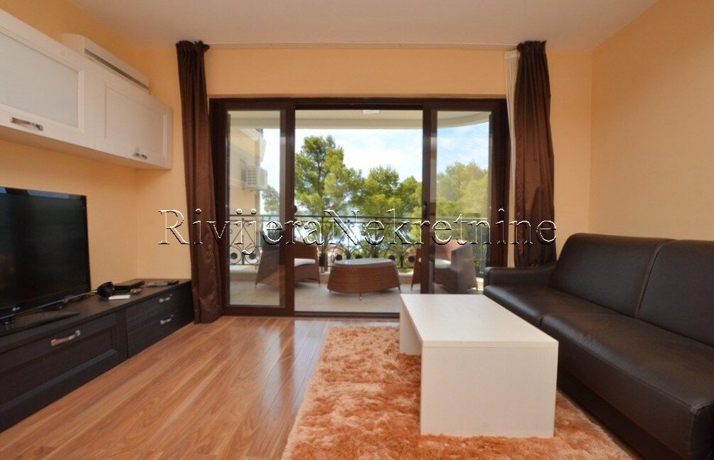 prodaja_sale_Rivijera_Nekretnine_tan_apartment_Baosici_Herceg_Novi_Ads_oglasi (1)