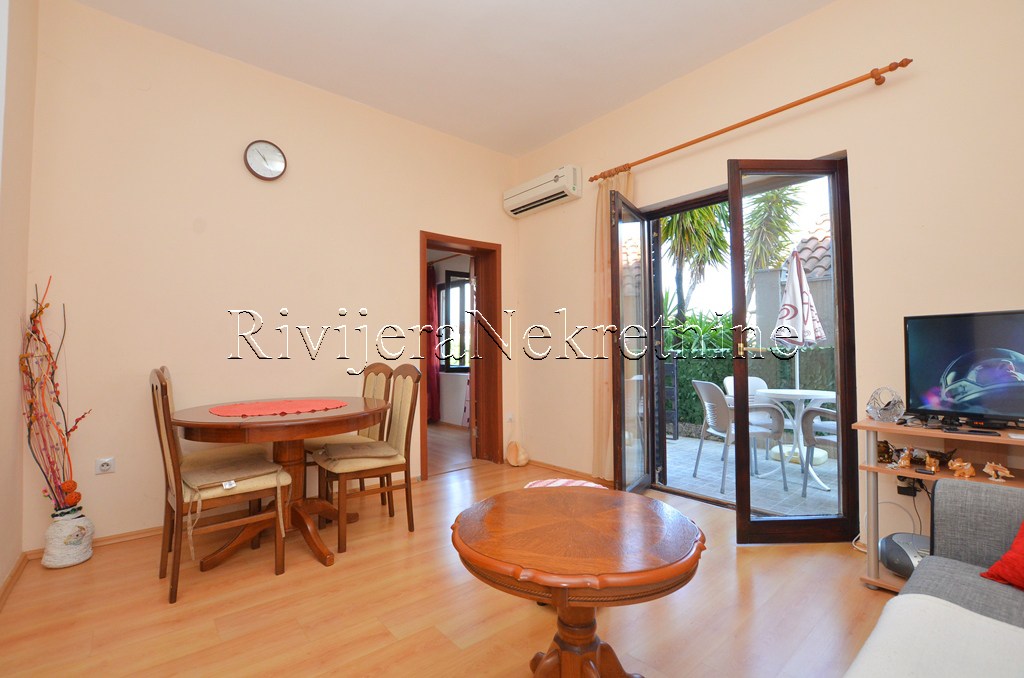 Two-bedroom apartment Herceg Novi Baosic