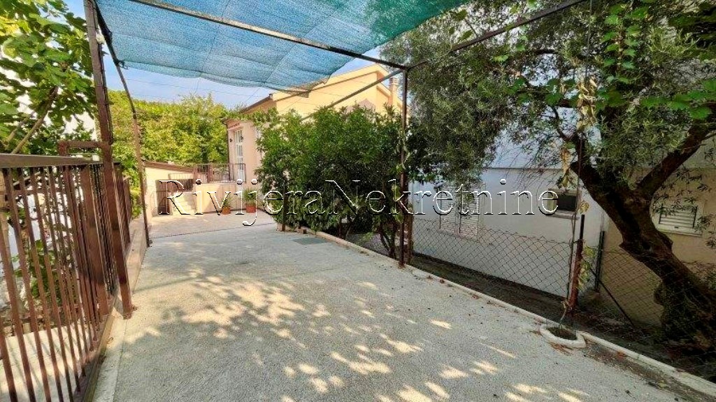 prodaja_sale_Rivijera_Nekretnine_oglasi_Ads_Prcanj_Kotor_boka_bay_ (4)